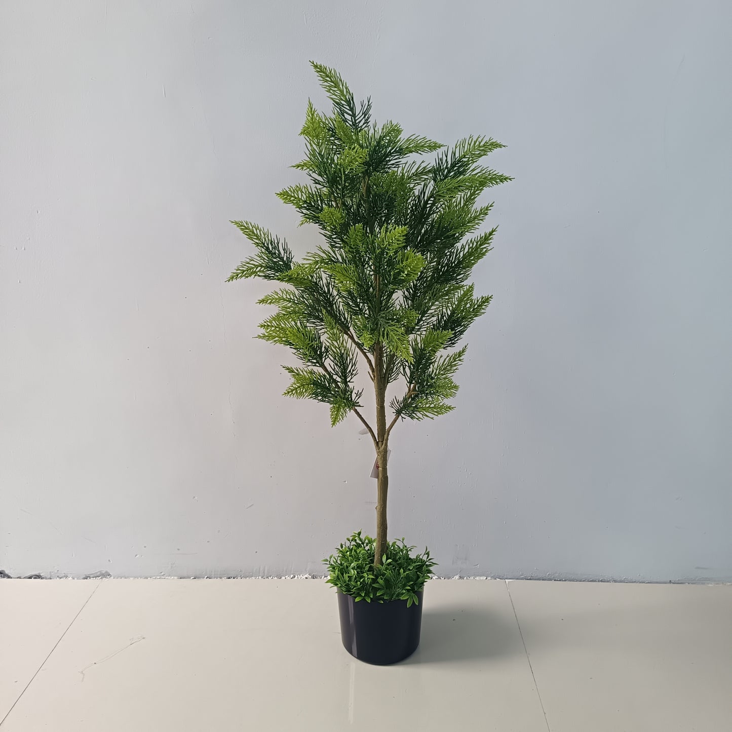 Artistic Christmas Tree 90cm – Realistic Needle Tree for Indoor Decoration