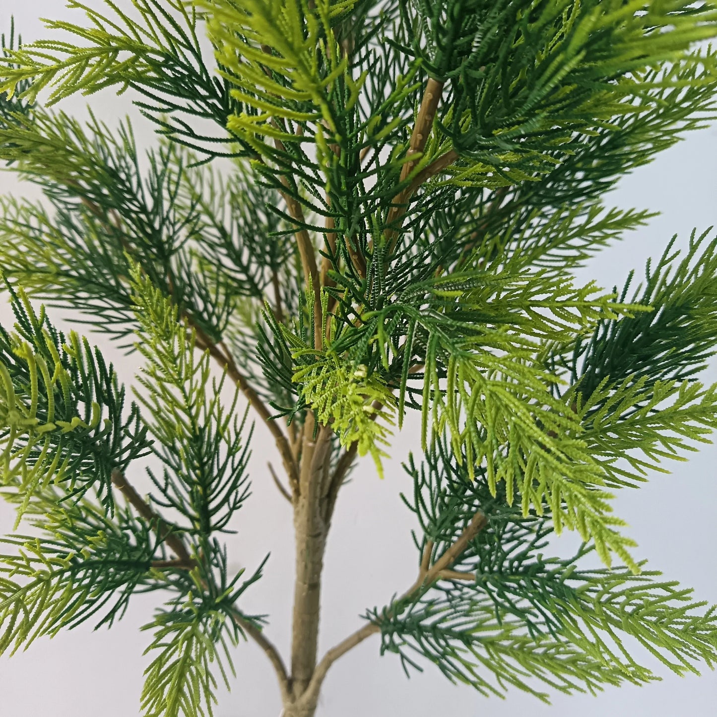 Artistic Christmas Tree 90cm – Realistic Needle Tree for Indoor Decoration