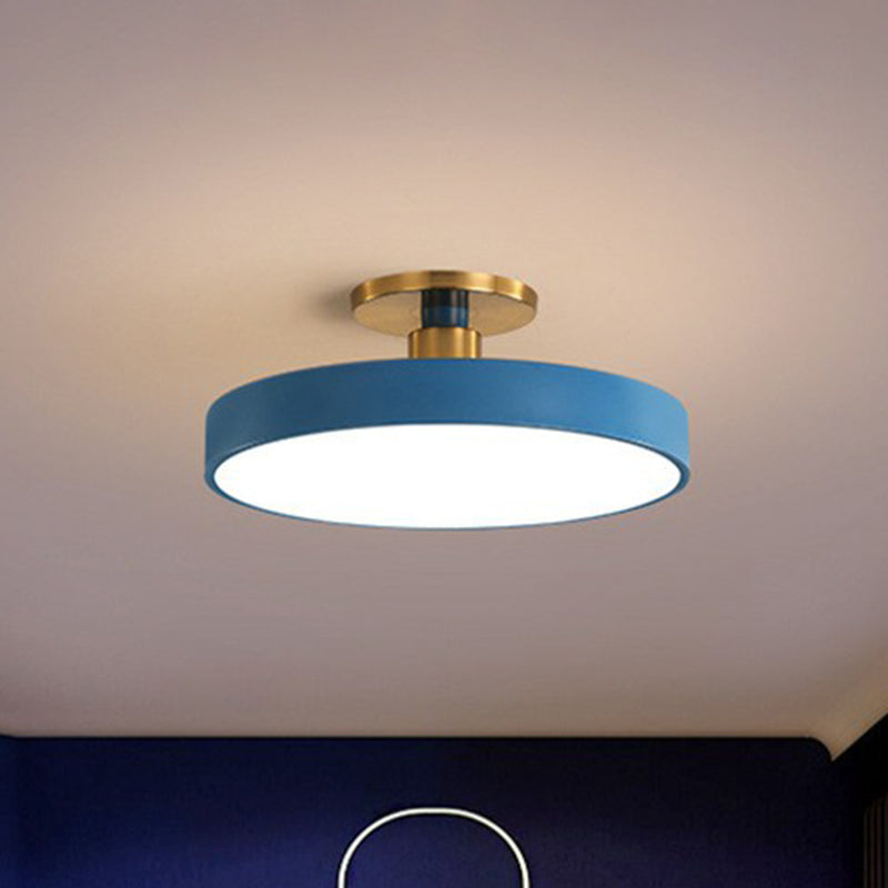 Round Ceiling Lamp in Nordic Style - LED