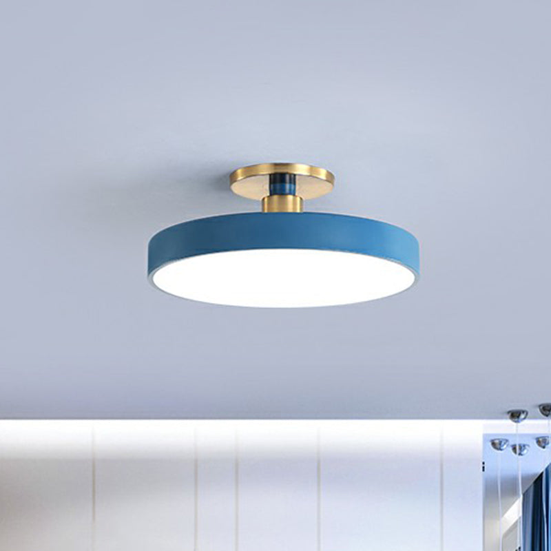 Round Ceiling Lamp in Nordic Style - LED