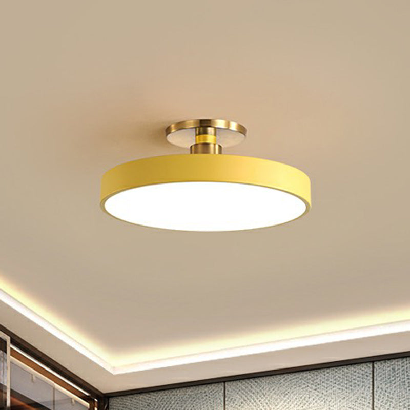 Round Ceiling Lamp in Nordic Style - LED