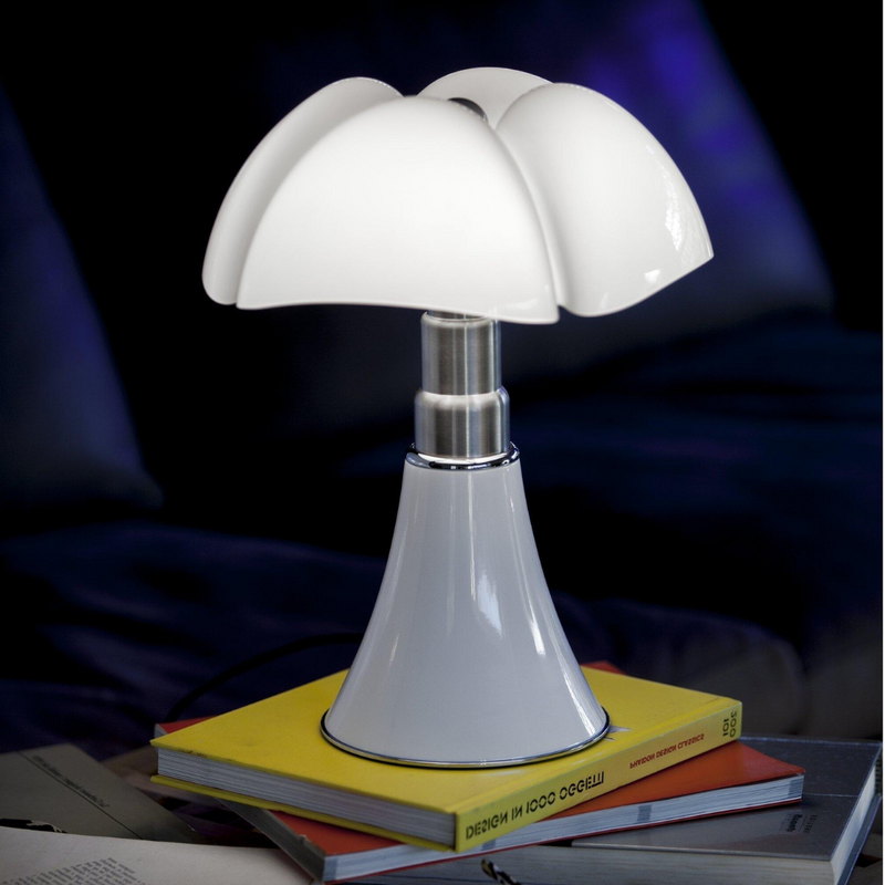 Timeless Retro Flower Table Lamp - Elegant Vintage Lighting